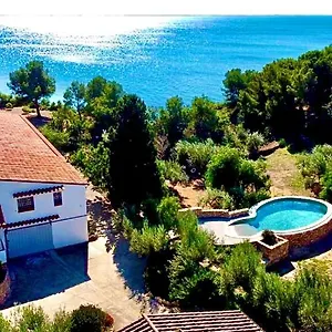 Lacasadelmarametlla Villa